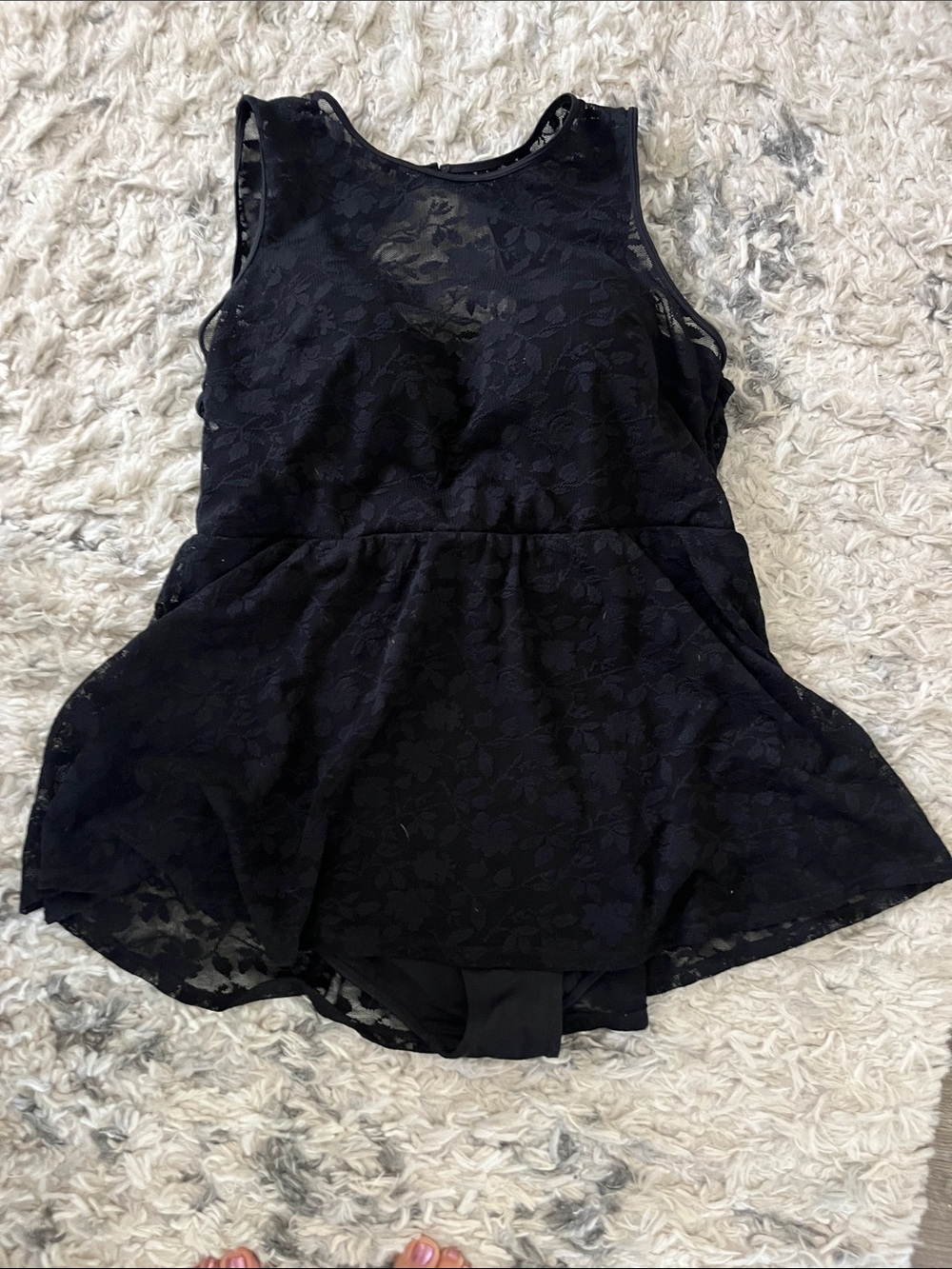 Torrid underwire short mesh swim dress
Size 3 - Picture 3 of 7